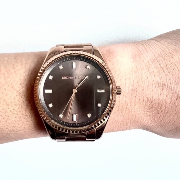 Michael Kors Rose Gold Watch - Picture 3 of 3